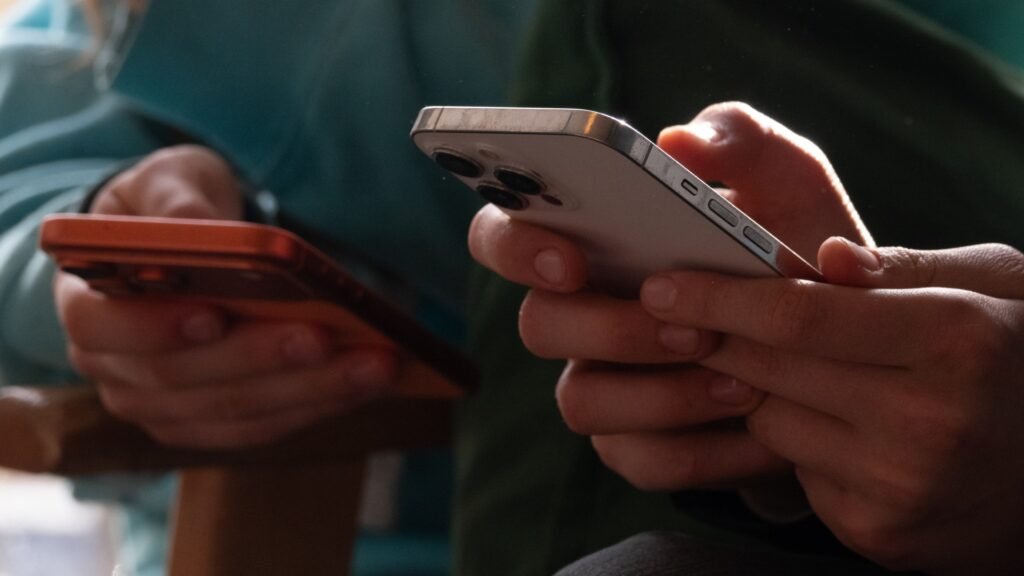 Apple Issues Emergency iPhone Upgrade For All Users